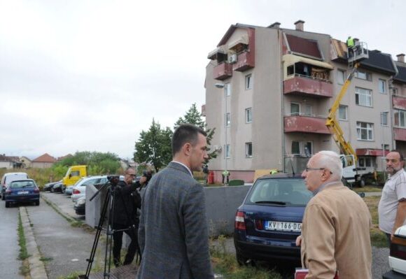 Градоначелник обишао радове на објектима непрофитног закупа на Берановцу